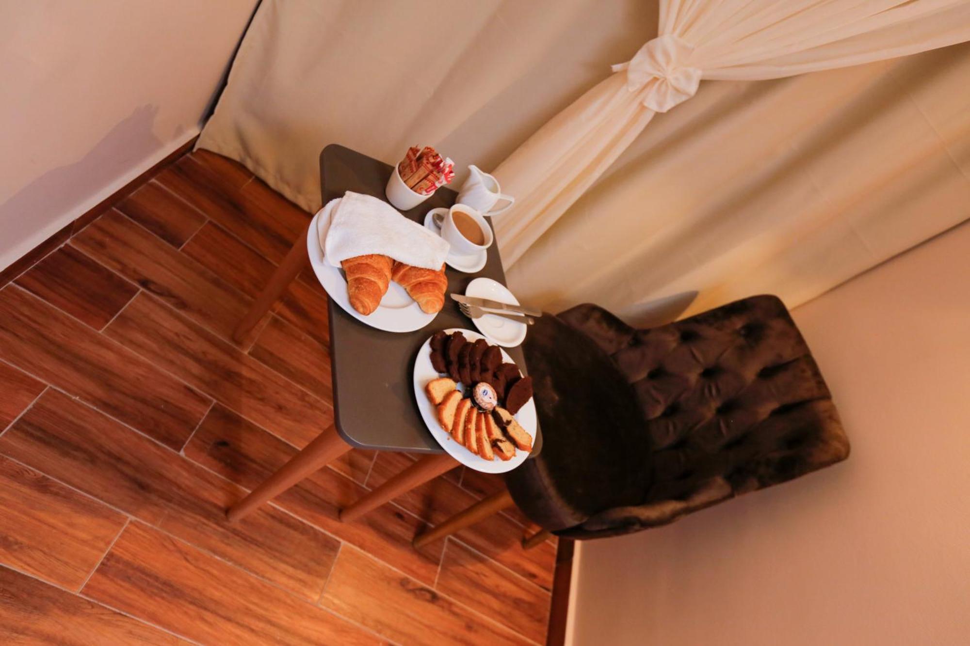 Steps In Pyramids View Hotel Kafrat al Jabal ภายนอก รูปภาพ